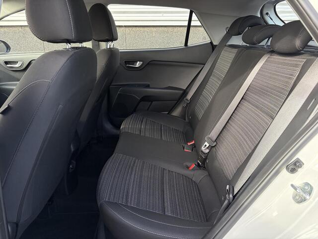 KIA Stonic 1.0 T-GDi MHEV DynamicLine NL-auto, Parkeersensoren, Navigatie, Climate control, Apple CarPlay/Android auto, achteruitrijcamera, – foto 8