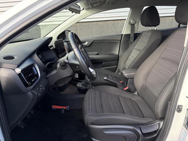 KIA Stonic 1.0 T-GDi MHEV DynamicLine NL-auto, Parkeersensoren, Navigatie, Climate control, Apple CarPlay/Android auto, achteruitrijcamera, – foto 9