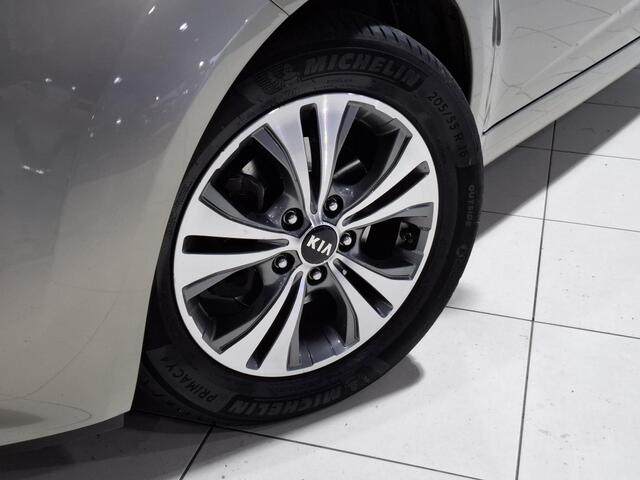 KIA VENGA 1.4 CVVT DynamicPLusLine Super compleet ! Navigatie !