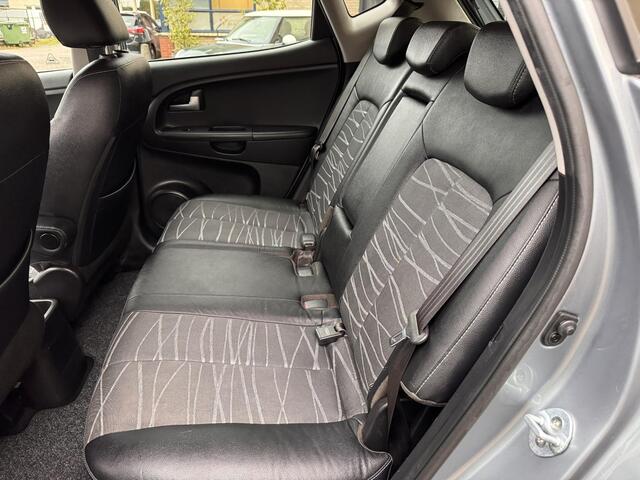 KIA VENGA 1.6 CVVT Edition Clima/Navi/Camera/Half leder