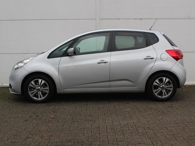KIA VENGA 1.4 CVVT Edition / Trekhaak (1300 KG) / Navigatie / Elektrische Schuif-/Kanteldak / Cruise Control / Achteruitrijcamera /