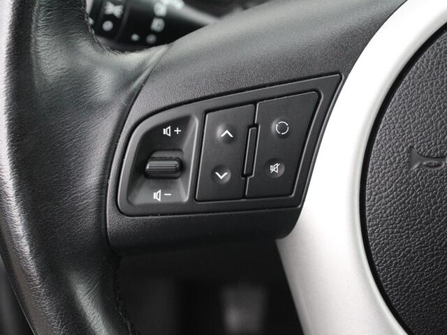 KIA VENGA 1.4 CVVT Edition / Trekhaak (1300 KG) / Navigatie / Elektrische Schuif-/Kanteldak / Cruise Control / Achteruitrijcamera /