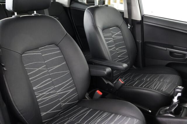 KIA VENGA 1.4 CVVT DynamicLine / Navi / Camera / Clima / Cruisecontrol / Bluetooth