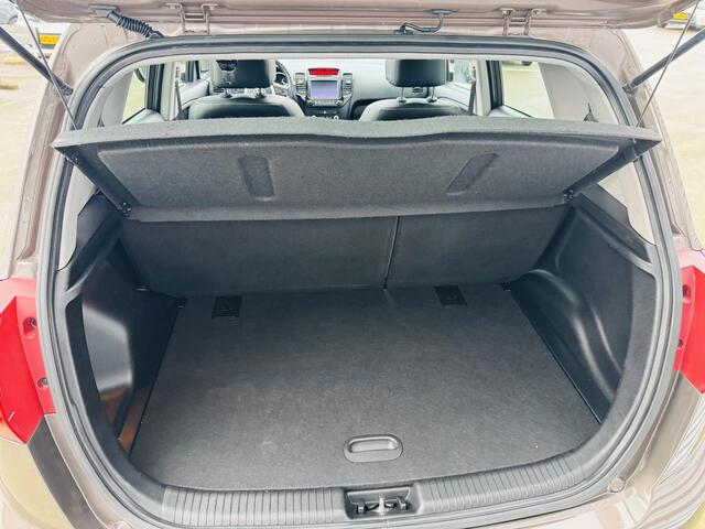 KIA VENGA 1.4 Summer Edition Trekhaak | Panoramadak | Dealerauto | Navi | Clima | Cruise