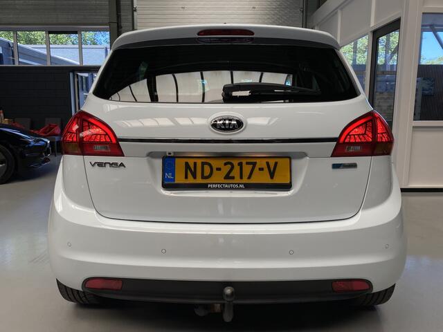 KIA VENGA 1.4 CVVT DynamicPLusLine Camera, Trekhaak, Navi