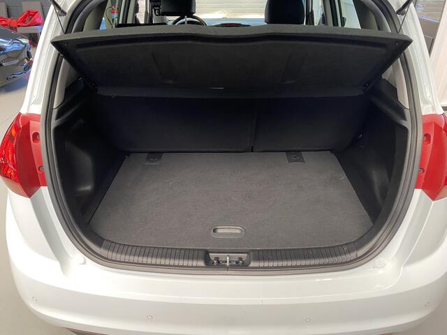 KIA VENGA 1.4 CVVT DynamicPLusLine Camera, Trekhaak, Navi