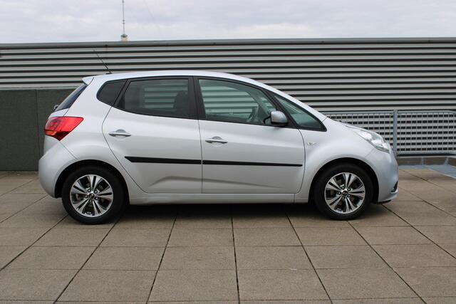 KIA VENGA 1.6 CVVT DynamicPLusLine Navigatie / Camera / Trekhaak