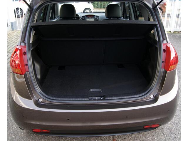 KIA VENGA 1.4 CVVT Edition Navi,Camera,Clima,Cruise,RIJKLAARPRIJS!!