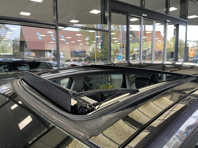 KIA VENGA 1.4 CVVT ExecutiveLine | Trekhaak | Pano | Stoel-/stuurverwarm.