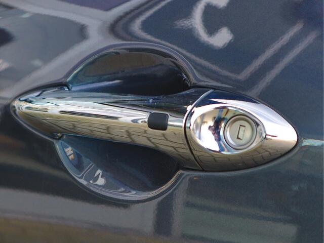 KIA VENGA 1.6 CVVT DynamicPLusLine Automaat | Navigatie | Keyless | Stoel/Stuurverwarming | Tot 10jr Garantie |