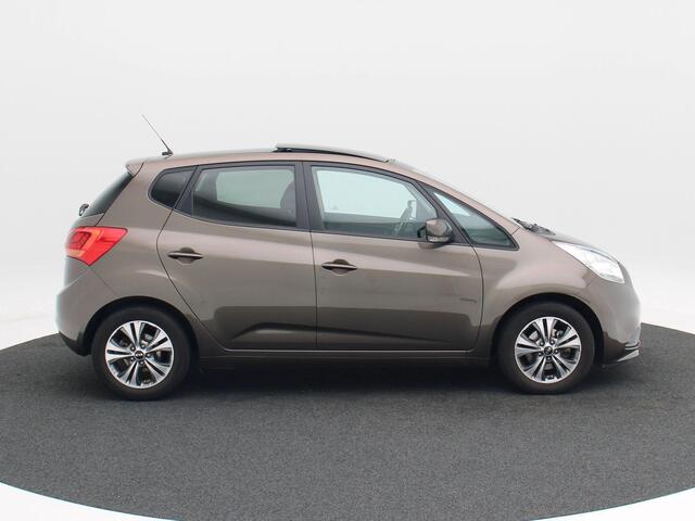 KIA VENGA 1.4 CVVT Summer Edition | Panoramadak | Camera | Navigatie | 16 Inch | 30.050 Km