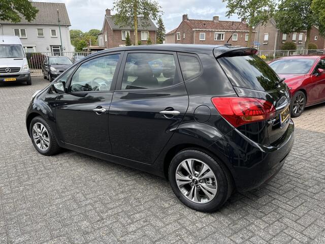 KIA VENGA 1.6 DynamicLine | Navi | Camera | Cruise | Trekhaak | Hoge instap!!