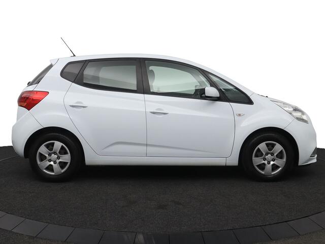 KIA VENGA 1.6 CVVT Edition - Airco- Cruise Control - Navigatie- Achteruitrijcamera - Trekhaak- 12 maanden Bovag Garantie