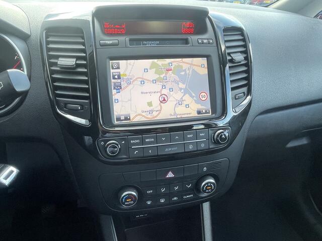 KIA VENGA 1.4 CVVT Summer Edition Navigatie, Schuifdak, Airco, Cruise Control, Trekhaak, 16"Lm, Achteruitrijcamera