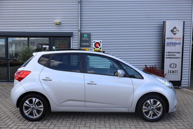 KIA VENGA 1.4 CVVT Edition 2e Eigenaar | NL-Auto | Volledig Onderh | Pano | Trekhaak | Camera | Navi | Cruise | Climate | Bluetooth | LED | PDC | Hill-Hold
