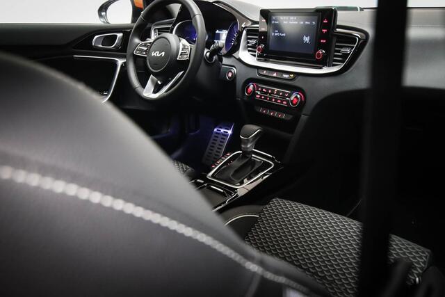 KIA Xceed 1.6 GDi PHEV DynamicPlusLine | APPLE CARPLAY | DRAADLOZE LADER | HALF LEDER | STOEL/STUUR VERWARMING | CAMERA | 16"
