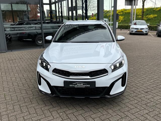 KIA Xceed 1.5 T-GDI EXECUTIVELINE 140PK NAVI LMV PDC-CAMERA WINTERPACK
