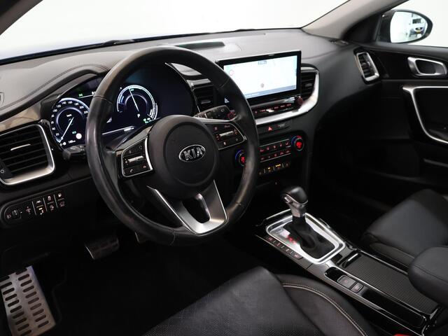 KIA Xceed 1.6 GDi PHEV ExecutiveLine | Panoramadak | Lederen Bekleding | Stoelventilatie | Elektrisch verstelb. bestuurdersstoel met geheugen | Stoel/Stuurwielverwarming