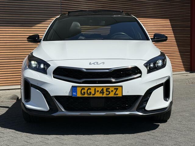 KIA Xceed 1.5 T-GDi GT-Line Winterpack / Panodak / Camera / Leer / JBL /Led enz
