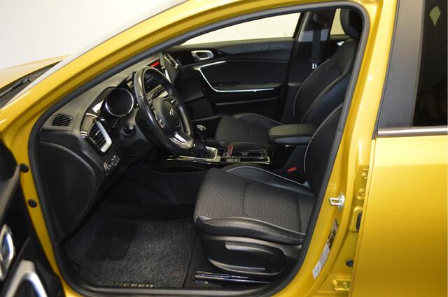KIA Xceed 1.0 T-GDi ComfortLine , TREKHAAK , CLIMATR , CR CONTR, A UITRIJ CAM , LMV18 , LED KOPL ,