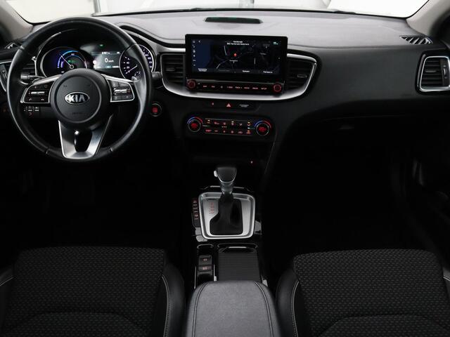 KIA Xceed 1.6 GDI PHEV | Carplay | Navigatie | Half leder | Climate control | Keyless | Full LED | Cruise control | Bluetooth