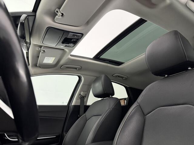 KIA Xceed 1.6 GDi PHEV ExecutiveLine 165PK Pano Camera Carplay LED Virtual Trekhaak Memory-seat Clima Cruise Navi PDC 18''LMV