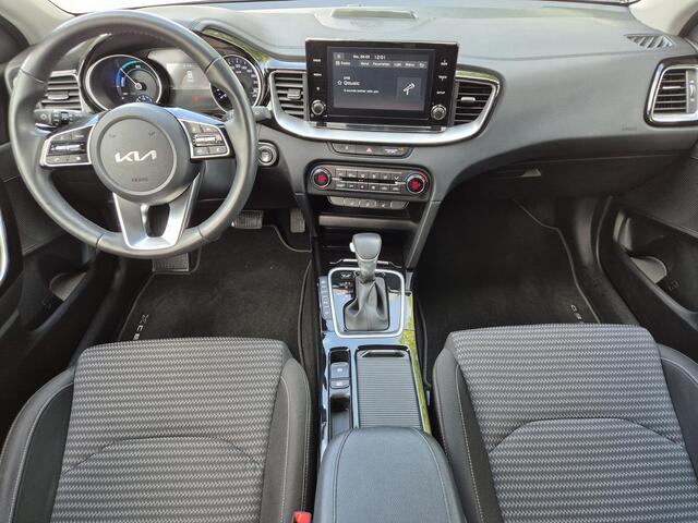 KIA Xceed 1.6 GDi PHEV Plug-in DynamicLine Automaat / Allseason Banden / Navigatie via Apple Carplay of Android Auto / Stuur- en Stoelverwarming / Adaptief CC / Trekgewicht 1300 kg / Achteruitrijcamera /