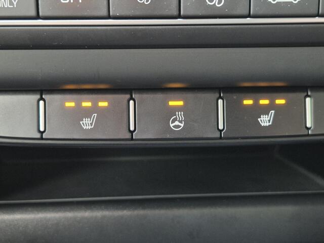 KIA Xceed 1.6 GDi PHEV Plug-in DynamicLine Automaat / Allseason Banden / Navigatie via Apple Carplay of Android Auto / Stuur- en Stoelverwarming / Adaptief CC / Trekgewicht 1300 kg / Achteruitrijcamera /