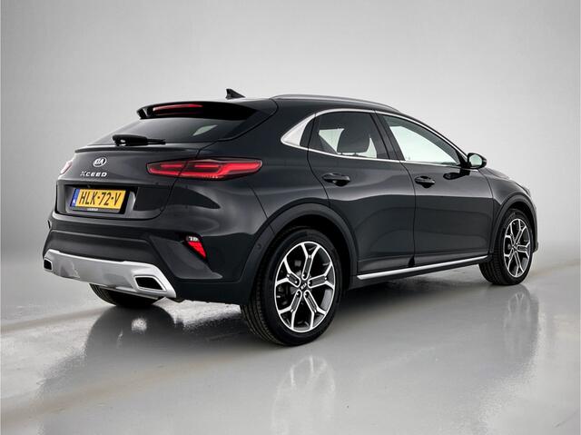 KIA Xceed 1.6 GDi PHEV ExecutiveLine Op afspraak beschikbaar, interesse in deze mooie auto? Neem vooraf contact op met Kia Breda! Elektrisch panoramadak!