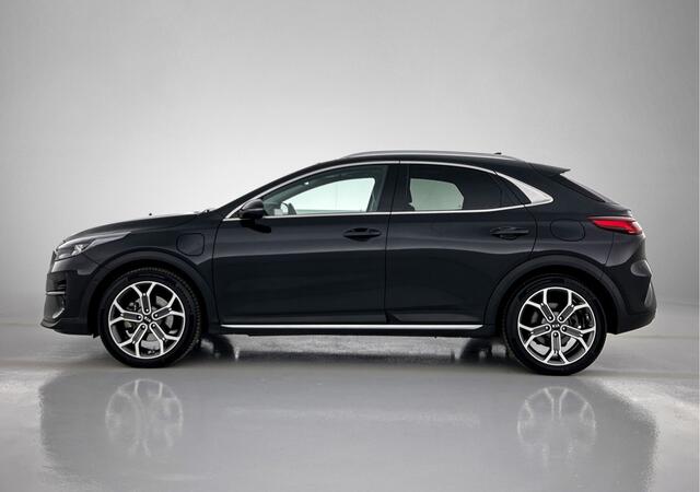 KIA Xceed 1.6 GDi PHEV ExecutiveLine Op afspraak beschikbaar, interesse in deze mooie auto? Neem vooraf contact op met Kia Breda! Elektrisch panoramadak!