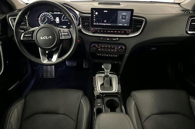 KIA Xceed 1.6 GDi PHEV ExecutiveLine | Schuifdak, Stoel ventilatie, Digitaal Display, Lederen bekleding, Dealer onderhouden, 1e eigenaar, Parkeersensoren V+A, 18 inch velgen, FULL OPTION!