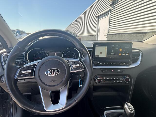 KIA Xceed 1.4 T-GDi DynamicLine Nieuw geleverd, 1e eigenaar, Dealer onderhouden, Trekhaak, Apple Carplay/ Android auto, Climate Control, Cruise Control