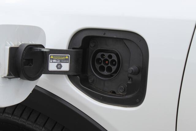 KIA Xceed 1.6 GDi PHEV ExecutiveLine FULL OPTION!!/AUTOMAAT/Panoramadak/Navigatie/Virtual cockpit/Adaptive cruise control/Elektrisch verstelbare stoelen met memory/Dodehoek detectie/ Apple carplay/Stoelverwarming/Stoelkoeling/Stuurverwarming/Achteruitrijcamera/Park