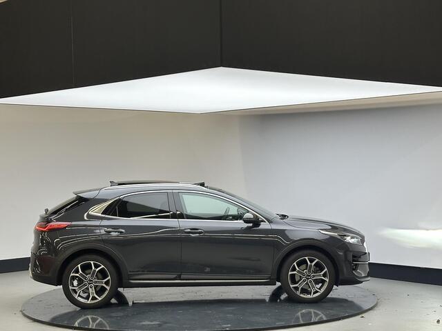 KIA Xceed 1.6 GDi PHEV ExecutiveLine | Panodak| Trekhaak | Leer | All weatherbanden