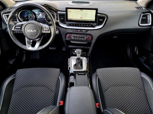KIA Xceed 1.6 GDi PHEV DynamicPlusLine Automaat / Fabrieksgarantie tot 06-04-2029 / Elektr. Achterklep / Navigatie / Camera / Cruise Control Adaptief / Dodehoekdetectie / Stoelverwarming / Stuurverwarming