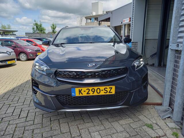 KIA Xceed 1.6 GDi PHEV DynamicPlusLine - TREKHAAK - CAMERA - STL + STR VERWARM - ADAP CRUISE - CARPLAY / ANDROID - NL AUTO - 1 EIGENAAR