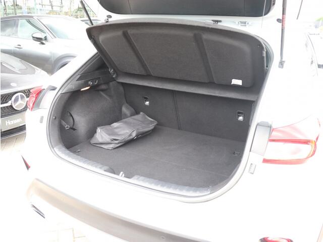 KIA Xceed 1.6 GDi PHEV DynamicLine I Trekhaak I Navi I Leder I Camera
