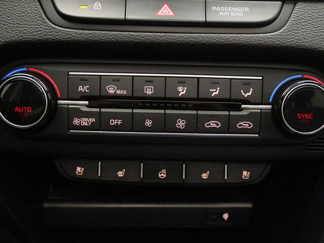 KIA Xceed 1.6 GDi PHEV ExecutiveLine | Climate Control | Adaptieve Cruise Control | Elektrisch glazen schuif/kantel panoramisch dak | Navigatie | Lichtmetalen Velgen | Afneembare Trekhaak|