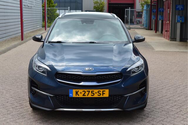 KIA Xceed 1.5 T-GDI MHEV ExecutiveLine O.a: Stoelverwarming/koeling, Pano, PDC, Camera, Etc. All-in prijs!