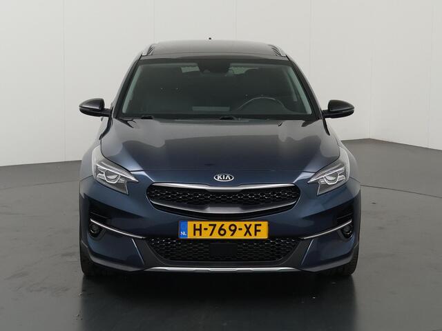 KIA Xceed 1.4 T-GDi ExecutiveLine | Panoramadak | Lederen Bekleding | JBL Audio | Dodehoekdetectie | Stoelventilatie | Elektrisch bedienbare bestuurdersstoel met geheugenfunctie