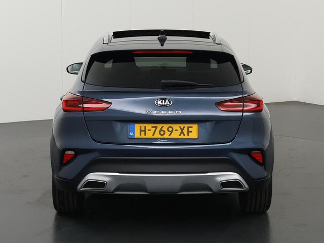 KIA Xceed 1.4 T-GDi ExecutiveLine | Panoramadak | Lederen Bekleding | JBL Audio | Dodehoekdetectie | Stoelventilatie | Elektrisch bedienbare bestuurdersstoel met geheugenfunctie