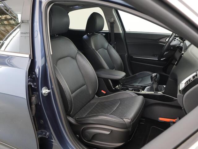 KIA Xceed 1.4 T-GDi ExecutiveLine | Panoramadak | Lederen Bekleding | JBL Audio | Dodehoekdetectie | Stoelventilatie | Elektrisch bedienbare bestuurdersstoel met geheugenfunctie