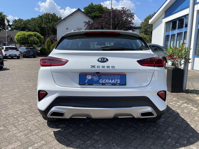 KIA Xceed 1.6 GDi PHEV DynamicPlusLine | Trekhaak, Schuifdak, Dealer onderhouden, 1e eigenaar, Parkeersensoren V+A, 18 inch velgen!