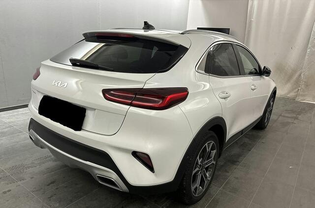 KIA Xceed 1.6 GDi PHEV ExecutiveLine | 10 jaar garantie, Dealer onderhouden, Schuifdak, Stoel ventilatie, Digitaal Display, Lederen bekleding, Parkeersensoren V+A, 18 inch velgen, FULL OPTION!