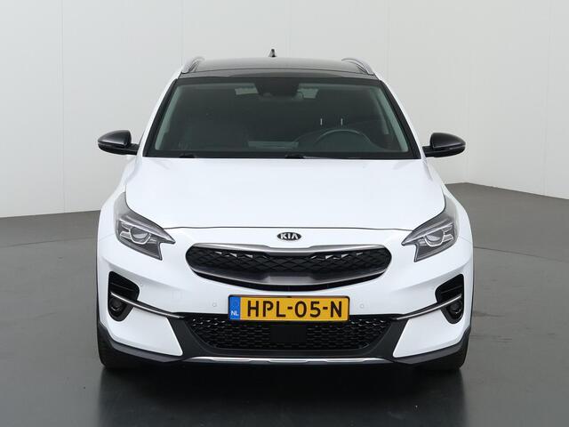 KIA Xceed 1.6 GDi PHEV ExecutiveLine | Panoramadak | Lederen Bekleding | Stoelventilatie | Elektrisch verstelb. bestuurdersstoel met geheugen | Stoel/Stuurwielverwarming