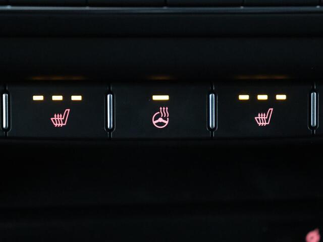 KIA Xceed 1.6 GDi PHEV DynamicLine | Automaat | Carplay | Automaat | Carplay | Stuurverwarming | Stoelverwarming | Adaptive cruise | Climate control | Camera | Navigatie | LMV 18 inch | LED