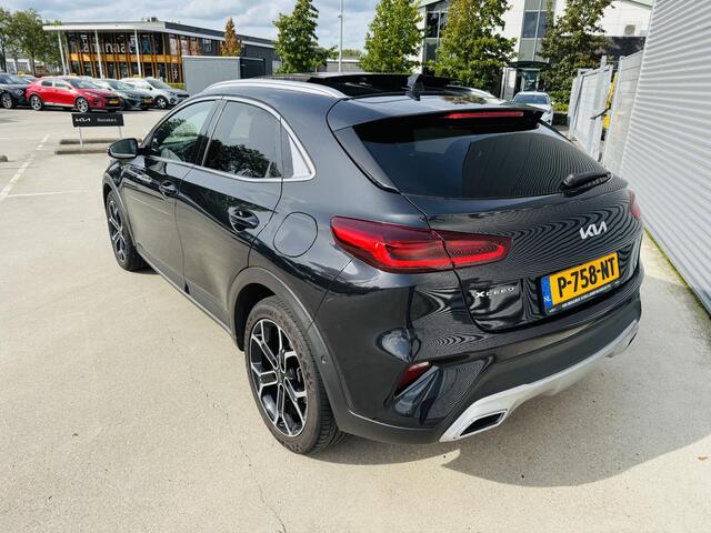 KIA Xceed 1.5 T-GDI MHEV Black Edition NL-Dealerauto | Keyless | Privacyglass | Stoel&Stuurverw.