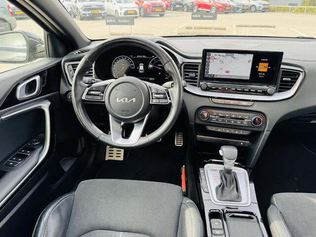 KIA Xceed 1.5 T-GDI MHEV Black Edition NL-Dealerauto | Keyless | Privacyglass | Stoel&Stuurverw.