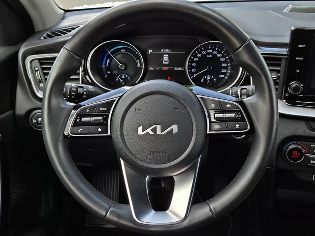 KIA Xceed 1.6 GDi PHEV Plug-in DynamicLine Facelift Automaat /7 jaar Fabrieksgarantie / Allseason Banden / Navigatie via Apple Carplay of Android Auto / Stuur- en Stoelverwarming / Adaptief CC / Trekgewicht 1300 kg / Achteruitrijcamera /