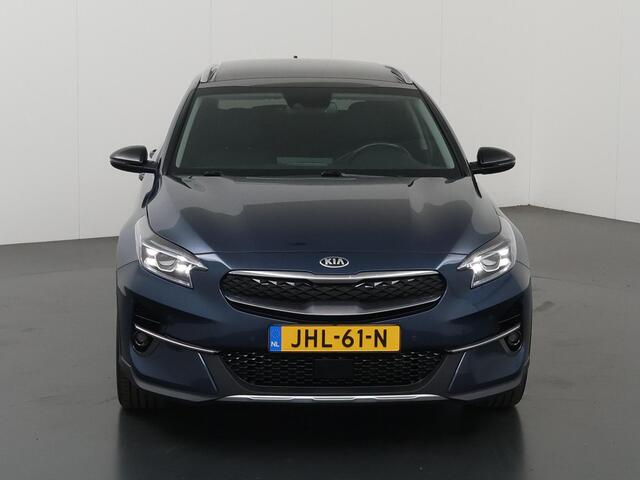 KIA Xceed 1.6 GDi PHEV ExecutiveLine | Panoramadak | Lederen Bekleding | Stoelventilatie | Elektrisch verstelb. bestuurdersstoel met geheugen | Stoel/Stuurwielverwarming